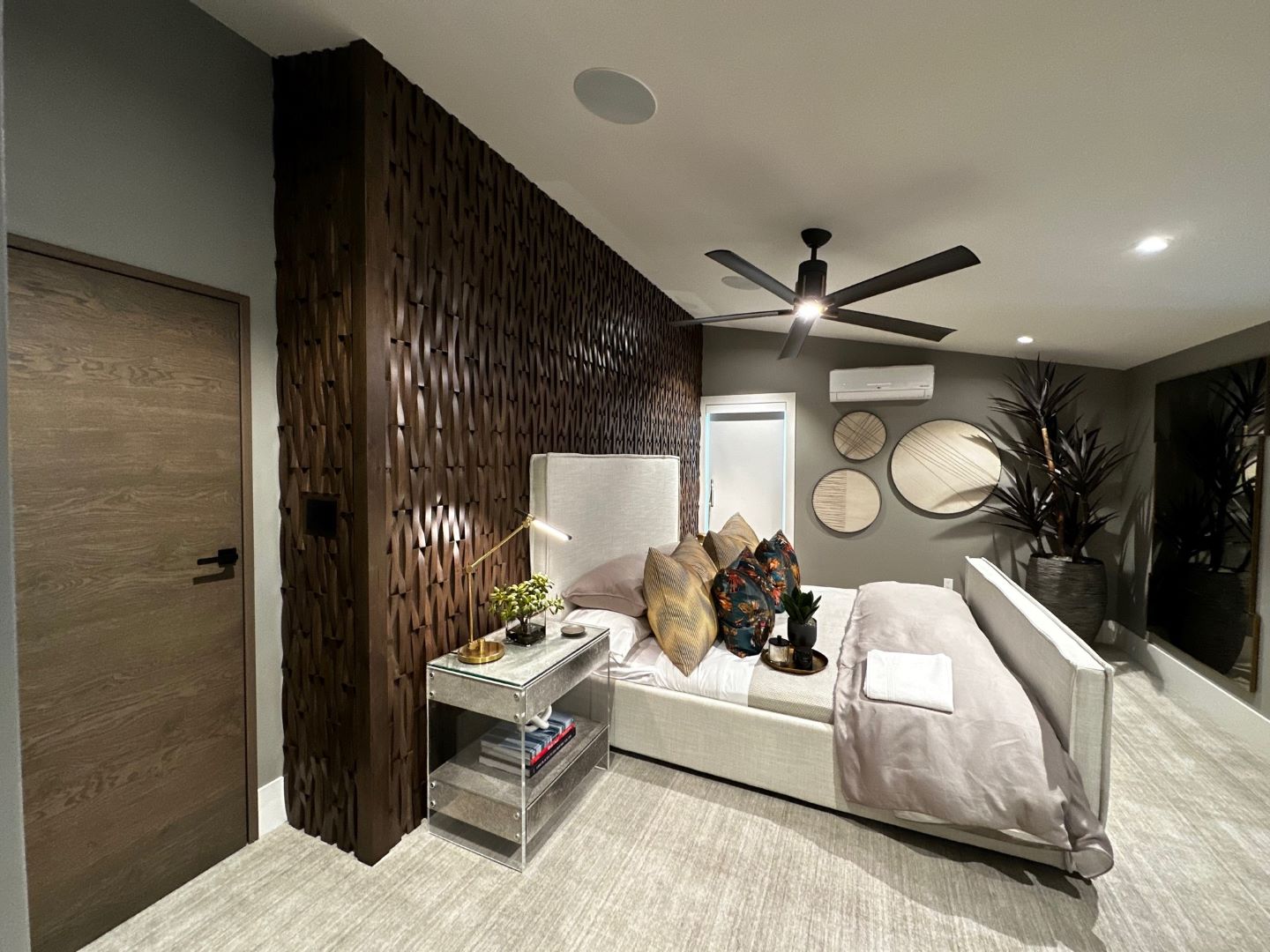 Wood wall planks and carpet 
